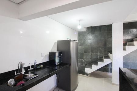 Casa para alugar com 90m², 3 quartos e 1 vaga Casa para alugar com 90m², 3 quartos e 1 vagaCozinha