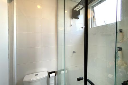 Apartamento à venda com 117m², 3 quartos e 2 vagas Apartamento à venda com 117m², 3 quartos e 2 vagasBanheiro da Suíte 1