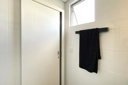 Apartamento à venda com 117m², 3 quartos e 2 vagas Apartamento à venda com 117m², 3 quartos e 2 vagasBanheiro