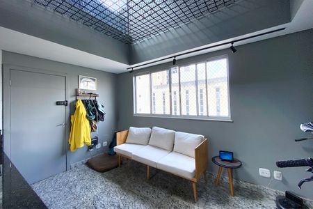 Apartamento à venda com 117m², 3 quartos e 2 vagas Apartamento à venda com 117m², 3 quartos e 2 vagasSala