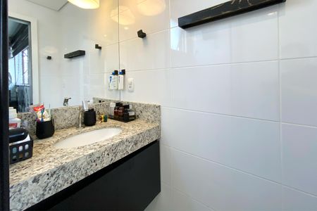 Banheiro da Suíte 1 de apartamento à venda com 3 quartos, 117m² em Funcionários, Belo Horizonte