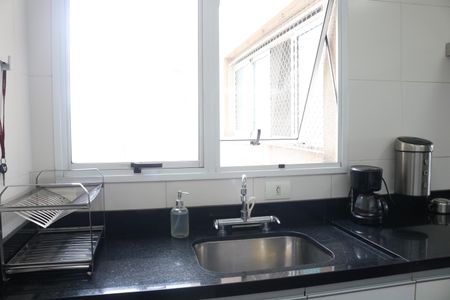 Apartamento à venda com 97m², 3 quartos e 2 vagasCozinha