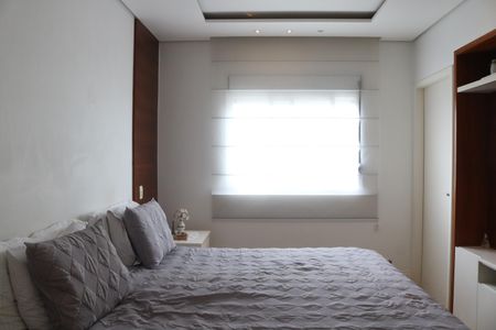 Apartamento à venda com 97m², 3 quartos e 2 vagasQuarto 2