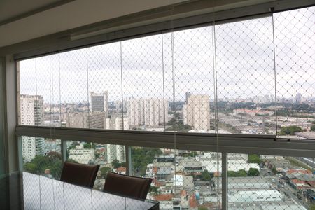 Apartamento à venda com 97m², 3 quartos e 2 vagasVaranda