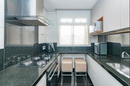 Apartamento para alugar com 116m², 2 quartos e 3 vagasCozinha