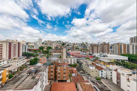 Apartamento para alugar com 116m², 2 quartos e 3 vagasVaranda