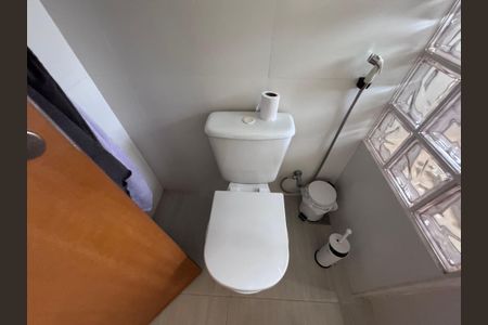 Casa de condomínio para alugar com 310m², 4 quartos e 1 vaga Casa de condomínio para alugar com 310m², 4 quartos e 1 vagaSuíte 1 - Banheiro