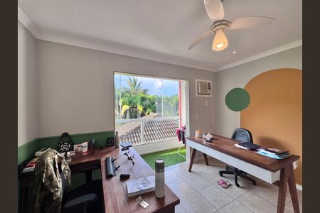 Casa de condomínio para alugar com 310m², 4 quartos e 1 vaga Casa de condomínio para alugar com 310m², 4 quartos e 1 vagaSuíte 4