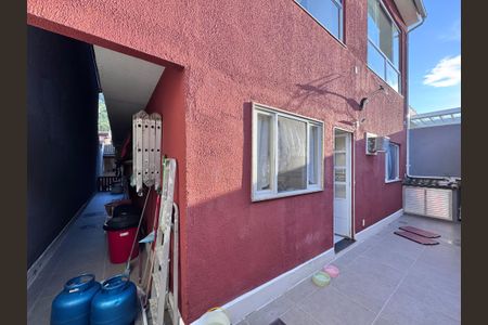 Casa de condomínio para alugar com 310m², 4 quartos e 1 vaga Casa de condomínio para alugar com 310m², 4 quartos e 1 vagaÁrea externa