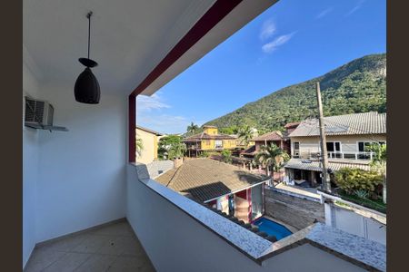 Casa de condomínio para alugar com 310m², 4 quartos e 1 vaga Casa de condomínio para alugar com 310m², 4 quartos e 1 vagaSuíte 3 - Varanda