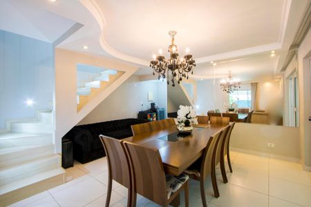 Casa à venda com 224m², 3 quartos e 2 vagasSala de Jantar