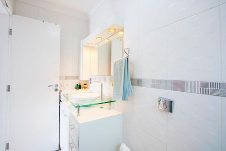 Casa à venda com 224m², 3 quartos e 2 vagasBanheiro do quarto 1