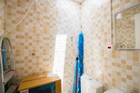 Casa à venda com 224m², 3 quartos e 2 vagasBanheiro de serviço