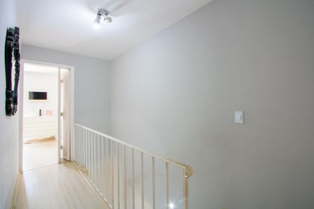 Casa à venda com 224m², 3 quartos e 2 vagasCorredor