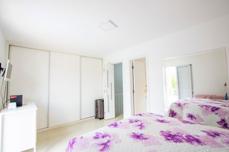 Casa à venda com 224m², 3 quartos e 2 vagasQuarto 1 - Suíte