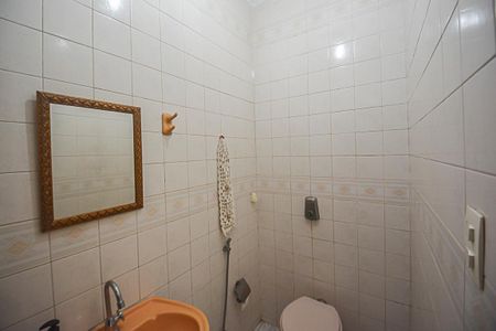 Casa à venda com 137m², 3 quartos e 3 vagasBanheiro de serviço