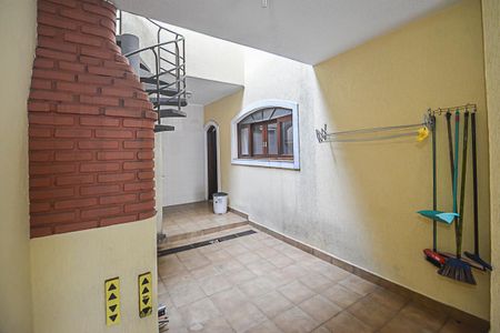 Casa à venda com 137m², 3 quartos e 3 vagasÁrea comum - Churrasqueira