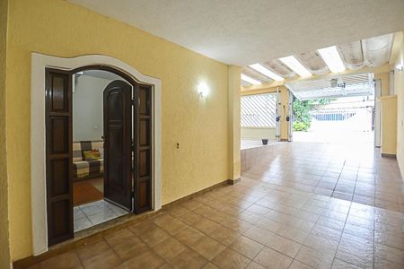 Casa à venda com 137m², 3 quartos e 3 vagasGaragem