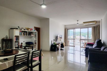Sala  de apartamento à venda com 3 quartos, 145m² em Maracanã, Rio de Janeiro