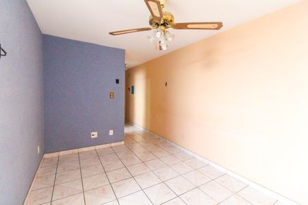 Apartamento para alugar com 73m², 2 quartos e 1 vagaSala