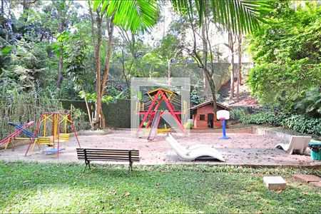 Apartamento para alugar com 110m², 2 quartos e 2 vagas Apartamento para alugar com 110m², 2 quartos e 2 vagasÁrea comum - Playground