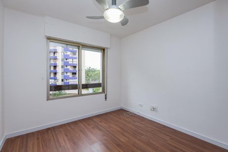 Apartamento para alugar com 110m², 2 quartos e 2 vagas Apartamento para alugar com 110m², 2 quartos e 2 vagasQuarto 2