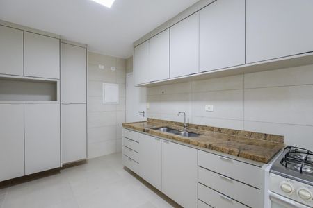 Apartamento para alugar com 110m², 2 quartos e 2 vagas Apartamento para alugar com 110m², 2 quartos e 2 vagasCozinha