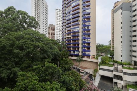 Apartamento para alugar com 110m², 2 quartos e 2 vagas Apartamento para alugar com 110m², 2 quartos e 2 vagasVista do Quarto 2