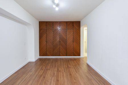 Apartamento para alugar com 110m², 2 quartos e 2 vagas Apartamento para alugar com 110m², 2 quartos e 2 vagasSuíte