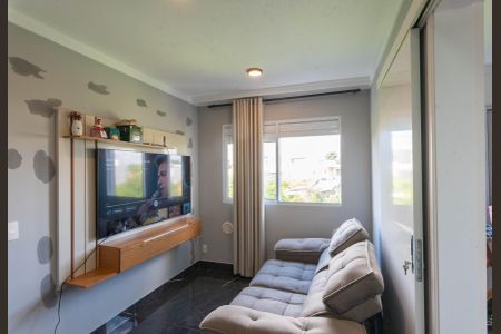 Sala de apartamento para alugar com 2 quartos, 47m² em Jardim Ipaussurama, Campinas