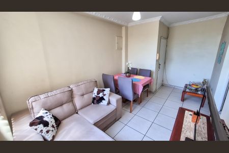 Sala de apartamento à venda com 3 quartos, 68m² em Vigário Geral, Rio de Janeiro