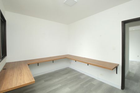 Apartamento à venda com 95m², 2 quartos e 1 vagaQuarto 2