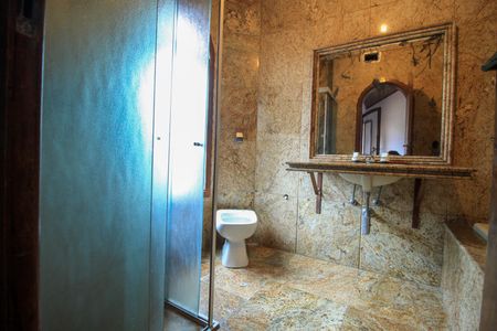 Casa à venda com 282m², 3 quartos e 5 vagas