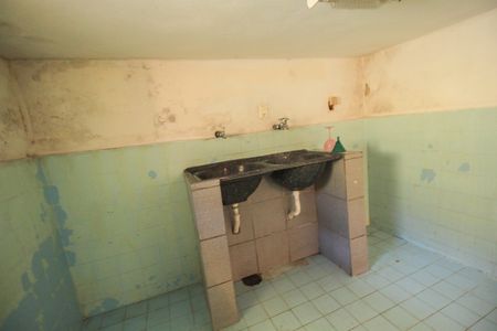 Casa à venda com 282m², 3 quartos e 5 vagas