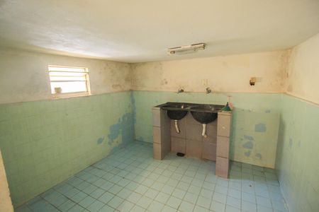 Casa à venda com 282m², 3 quartos e 5 vagas