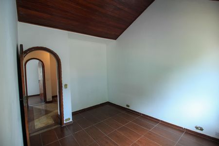 Casa à venda com 282m², 3 quartos e 5 vagas