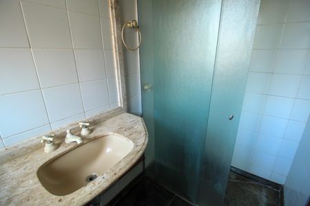 Casa à venda com 282m², 3 quartos e 5 vagas