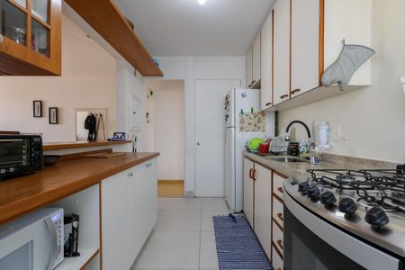 Apartamento à venda com 96m², 4 quartos e 1 vaga Apartamento à venda com 96m², 4 quartos e 1 vagaCozinha