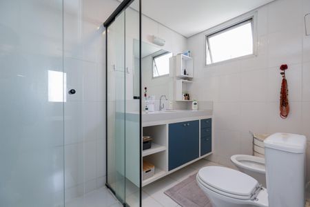 Apartamento à venda com 96m², 4 quartos e 1 vaga Apartamento à venda com 96m², 4 quartos e 1 vagaBanheiro da Suíte