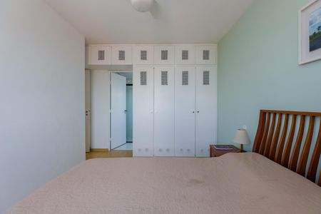 Apartamento à venda com 96m², 4 quartos e 1 vaga Apartamento à venda com 96m², 4 quartos e 1 vagaSuíte