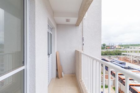 Sacada de apartamento para alugar com 2 quartos, 49m² em Quitaúna, Osasco