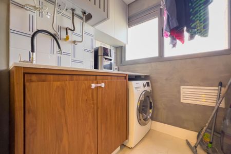 Apartamento à venda com 110m², 3 quartos e 2 vagas Apartamento à venda com 110m², 3 quartos e 2 vagasÁrea de serviço