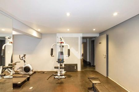 Apartamento à venda com 135m², 3 quartos e 1 vaga Apartamento à venda com 135m², 3 quartos e 1 vagaAcademia