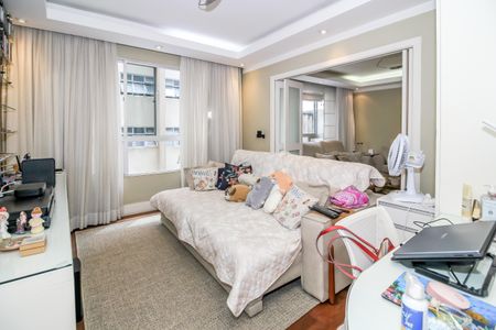 Quarto / Sala de apartamento à venda com 3 quartos, 135m² em Perdizes, São Paulo
