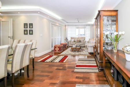 Sala de apartamento à venda com 3 quartos, 135m² em Perdizes, São Paulo