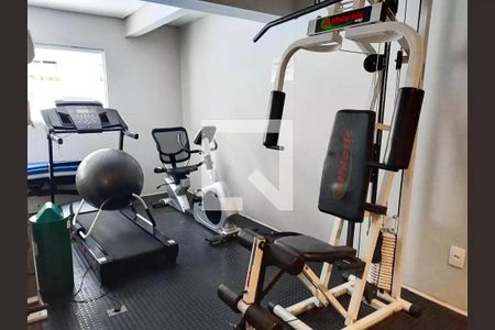 Apartamento à venda com 135m², 3 quartos e 1 vaga Apartamento à venda com 135m², 3 quartos e 1 vagaAcademia