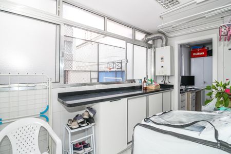 Apartamento à venda com 135m², 3 quartos e 1 vaga Apartamento à venda com 135m², 3 quartos e 1 vagaÁrea de Serviço