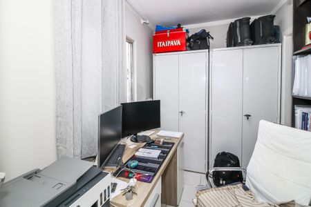 Apartamento à venda com 135m², 3 quartos e 1 vaga Apartamento à venda com 135m², 3 quartos e 1 vagaÁrea de Serviço - Escritório