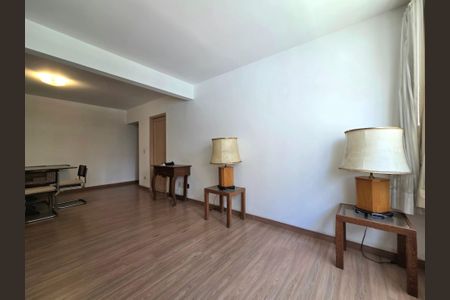 Apartamento à venda com 92m², 2 quartos e 1 vaga Apartamento à venda com 92m², 2 quartos e 1 vagaSala