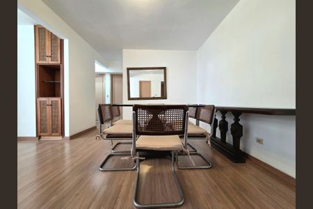 Sala de apartamento à venda com 2 quartos, 92m² em Itaim Bibi, São Paulo